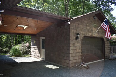 803 Chestnut Ct, Hawley, PA 18428 - photo 5