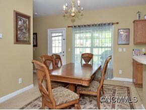 Eat-in Dining Room