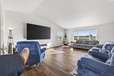 1621 Alexander Rd, Sunnyside, WA 98944 - photo 5