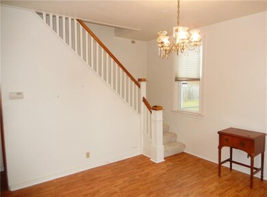 Hold holiday dinners in your large dining room