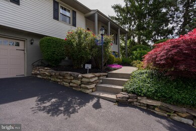 66 Howley Dr, Yardley, PA 19067 - photo 2