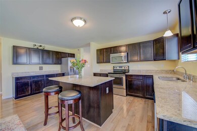 Gourmet kitchen w/ all the upgrades
