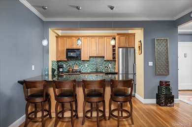 Gaylord unit 1A1A, White Plains, NY 10605 - photo 2