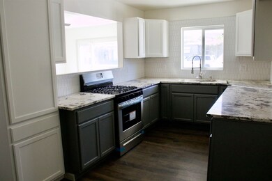 2411 Princeton Ave, Alamogordo, NM 88310 - photo 4