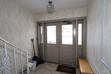 3521 Section Rd, Cincinnati, OH 45237 - photo 6