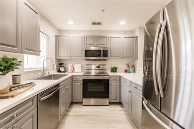 9410 Ivy Brook Run unit 207, Fort Myers, FL 33913 - photo 5