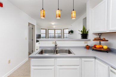 409 Farrell St unit 403, South Burlington, VT 05403 - photo 2