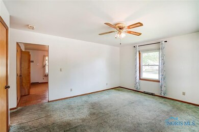 201 E 9th St, Genoa, OH 43430 - photo 4