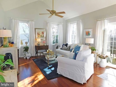 72 Black Eyed Susan Rd unit 332, Langhorne, PA 19047 - photo 3