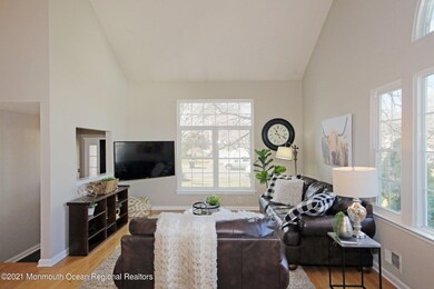 30 Hunters Pointe, North Middletown, NJ 07748 - photo 6