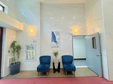 132-27 41st Rd unit 4A, Flushing, NY 11355 - photo 2