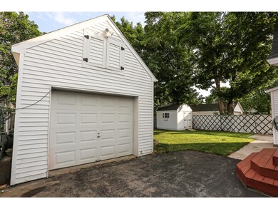 98 Kinsley St, Nashua, NH 03060 - photo 3