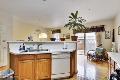 21154 Camomile Ct unit 122, Germantown, MD 20876 - photo 5