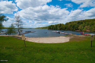 300 Paper Birch S, Tafton, PA 18464 - photo 4