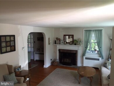 2033 Parkview Ave, Abington, PA 19001 - photo 3