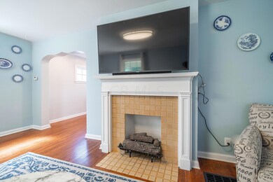 191 S Westmore-26