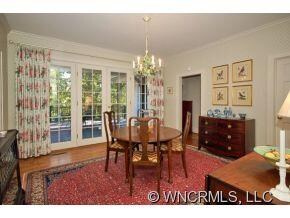 Breakfast Room