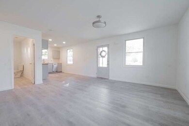 609 Orr St, Manchester, TN 37355 - photo 5