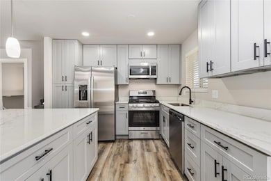 new kitchen - quartz counters