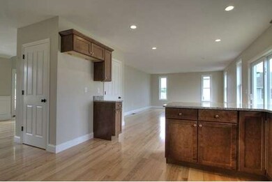 32 Diamond Back Ave, Nashua, NH 03062 - photo 4