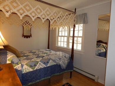 30 Bangs St unit D, Provincetown, MA 02657 - photo 6
