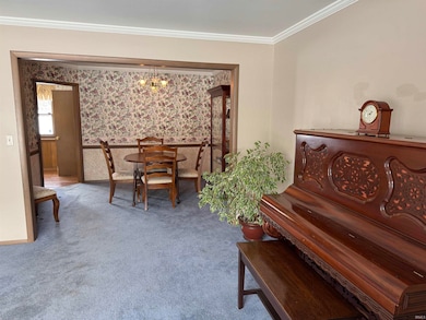 1306 N Balsam Dr, Muncie, IN 47304 - photo 5