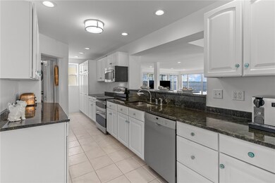 230 Shawomet Ave, Warwick, RI 02889 - photo 7