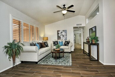 12618 W Bonanza Dr Sun City-large-005-1-
