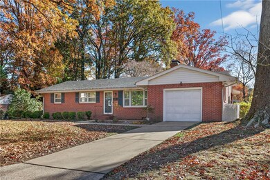 2 Luanita Ln, Newport News, VA 23606 - photo 2