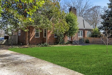 18 S Sweetbriar Ave