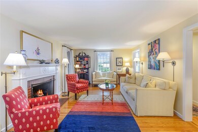 62 Meshanticut Valley Pkwy, Cranston, RI 02920 - photo 5