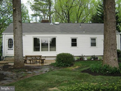 301 Riley St, Falls Church, VA 22046 - photo 4