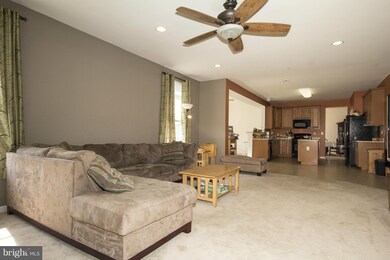 3301 Brewster Ct, Manchester, MD 21102 - photo 4