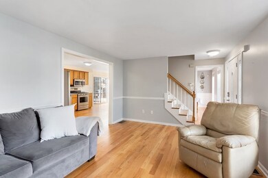 54 Corinthian Dr, Lowell, MA 01854 - photo 4