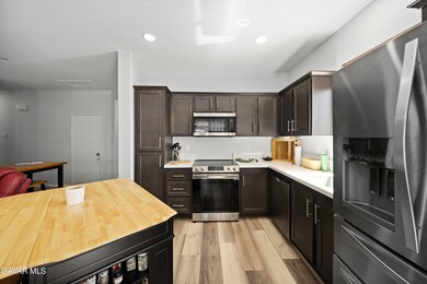 3432 Andrew Ave -9