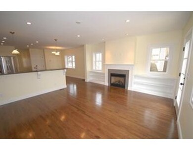 125 Water St, Newburyport, MA 01950 - photo 5