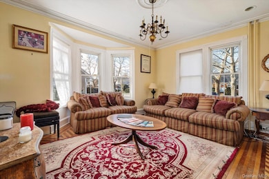 183 Oldfield Ave, Amityville, NY 11701 - photo 4