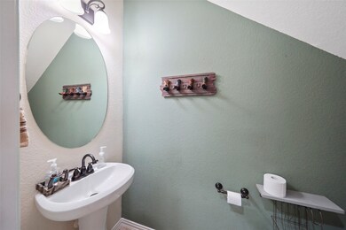 31731 Dover Oaks Ln, Spring, TX 77386 - photo 4
