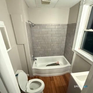 68 Anderson St unit 2L, Naugatuck, CT 06770 - photo 2