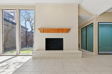 3213 Stonehenge Ln, Carrollton, TX 75006 - photo 4