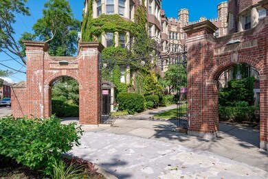 The Castle unit 410, Cambridge, MA 02138 - photo 2