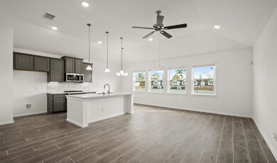 5606 Green Rise Ln, Houston, TX 77091 - photo 6