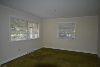 801 Sherwood Rd, Asheboro, NC 27205 - photo 2