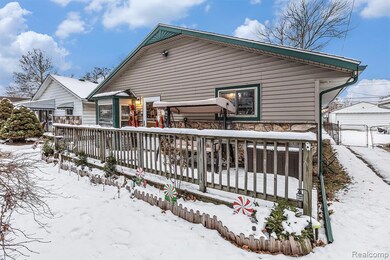 7866 Dudley St, Taylor, MI 48180 - photo 3