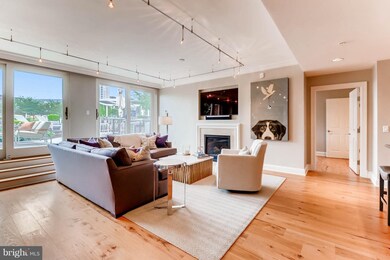 The Ritz-Carlton Residences, Baltimore, MD 21230 - photo 6