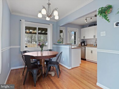 5655 Fenwick Dr, Alexandria, VA 22303 - photo 6