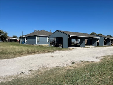 213 W Cedar St, Gunter, TX 75058 - photo 6