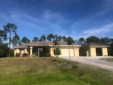 124 Greenbriar Blvd, Lehigh Acres, FL 33972 - photo 3