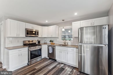 320 Rutledge Ave, Folsom, PA 19033 - photo 4