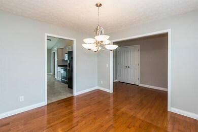 409 Donovan Cir, Harrodsburg, KY 40330 - photo 7